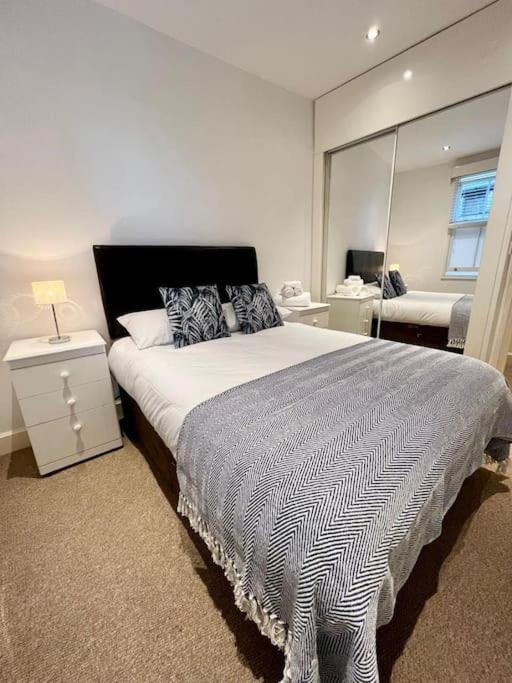 Superb 2Bed/2Bath Flat Waterloo London Apartamento Exterior foto