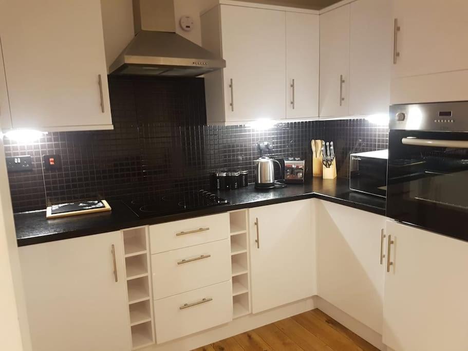 Superb 2Bed/2Bath Flat Waterloo London Apartamento Exterior foto